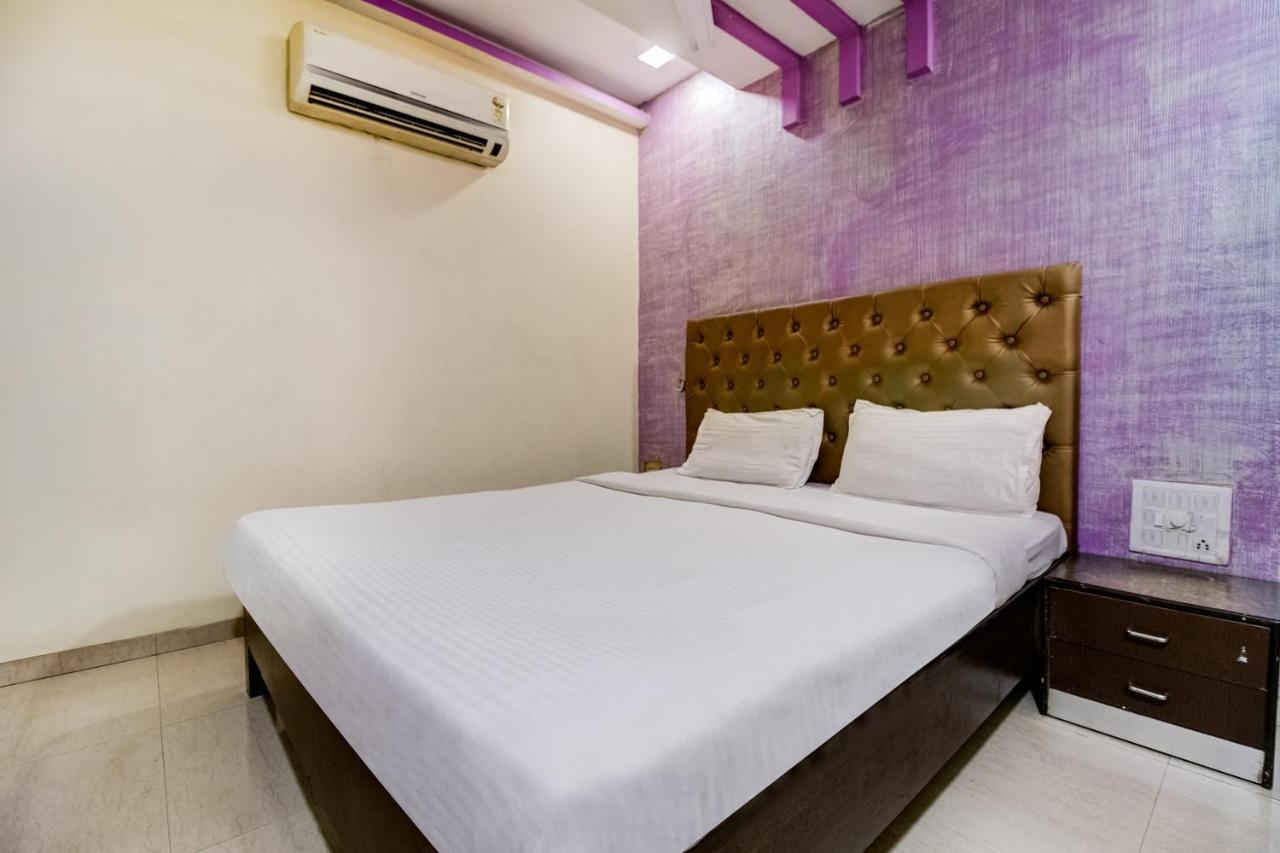 Hotel Om Residency Mumbai Exterior photo