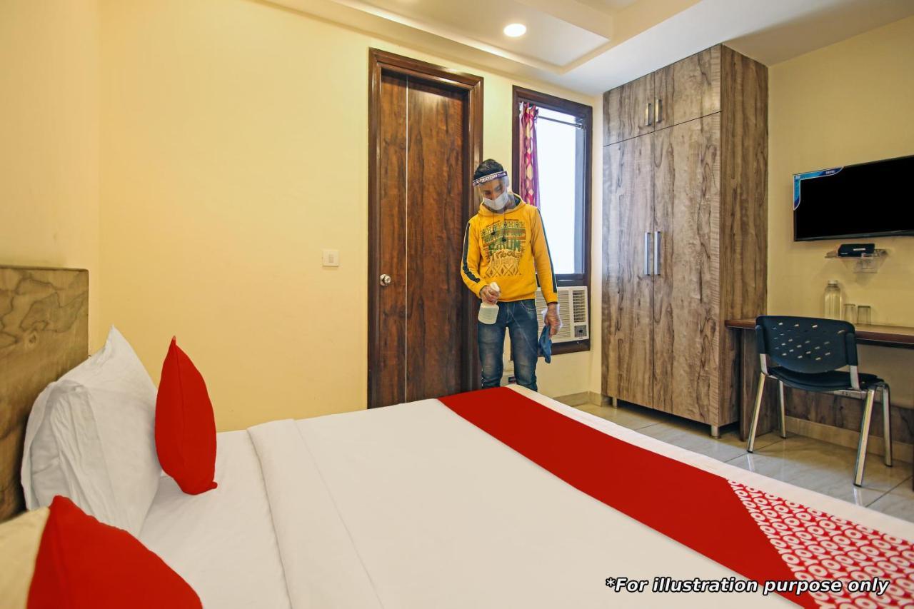 Hotel Om Residency Mumbai Exterior photo
