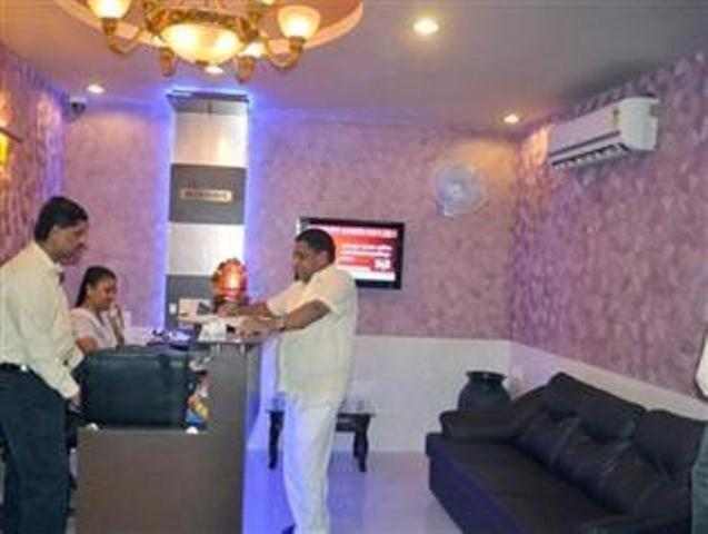 Hotel Om Residency Mumbai Exterior photo