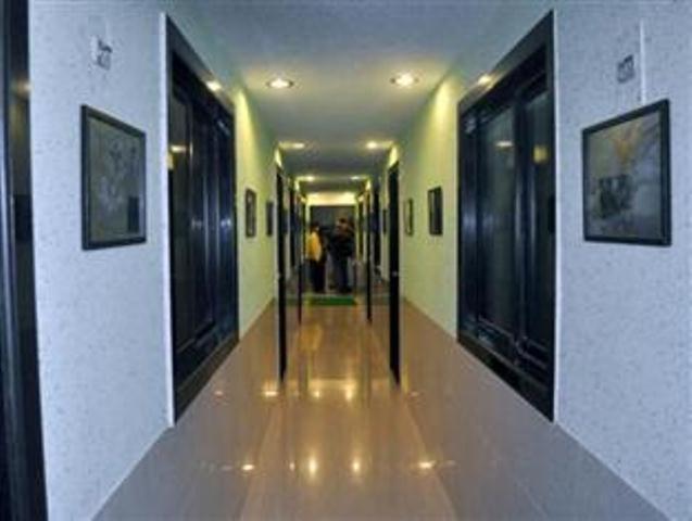 Hotel Om Residency Mumbai Exterior photo