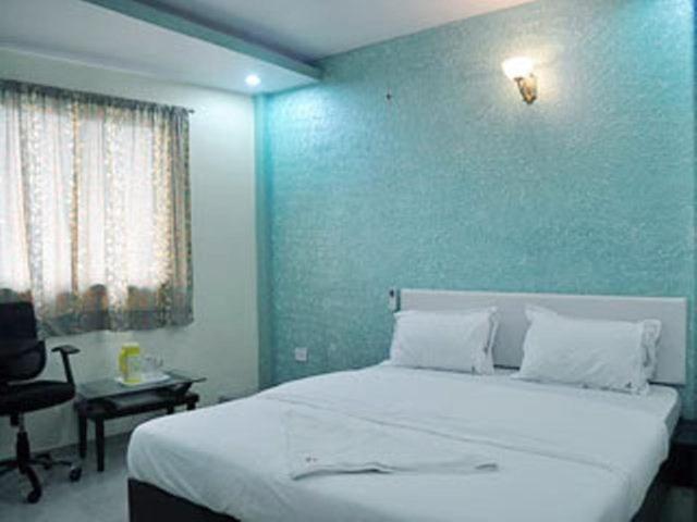Hotel Om Residency Mumbai Exterior photo